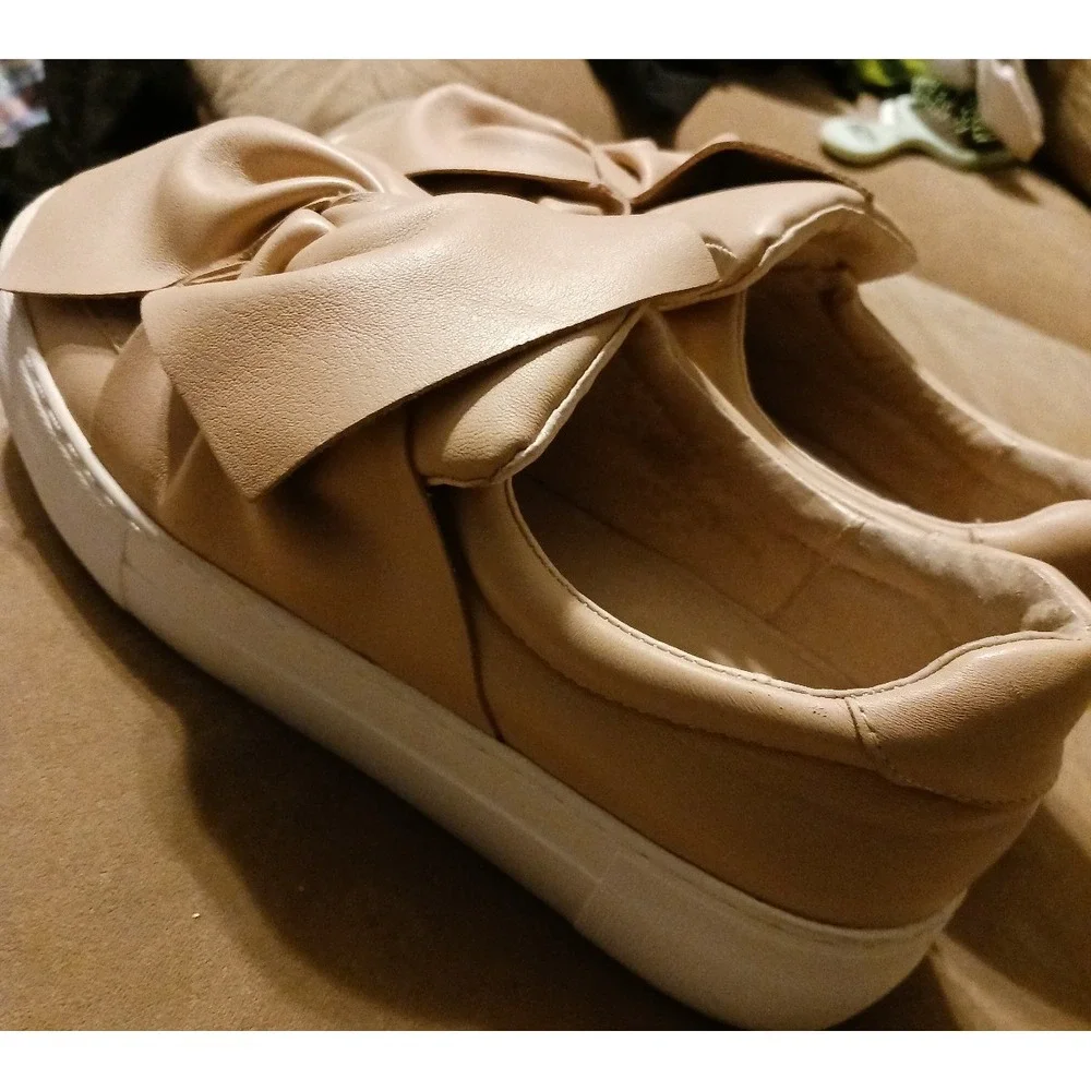J Slides Women's Dusty Rose Triple Leather Astor Slip On Tennis Shoes, Size 7‎